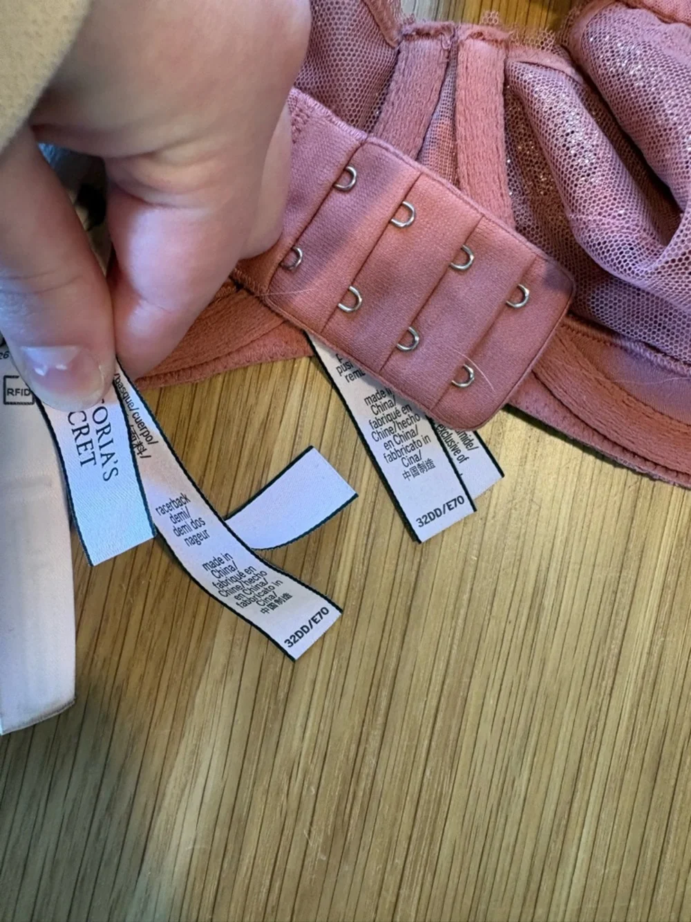 Bra Bundle (mostly Victoria Secret) - Picture 8 of 9